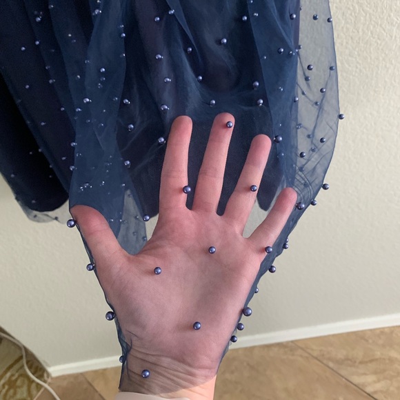 Gal meets Glam Delores pearl mesh and crepe dress - Picture 6 of 7